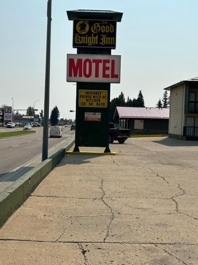 Goodknight Inn ロイドミンスター エクステリア 写真